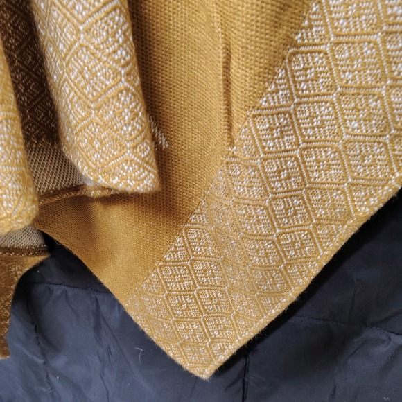 Alpaca wool Hooded Poncho Tassel Aztec pattern all seasons boho hippie XXL Peru - Picture 5 of 7